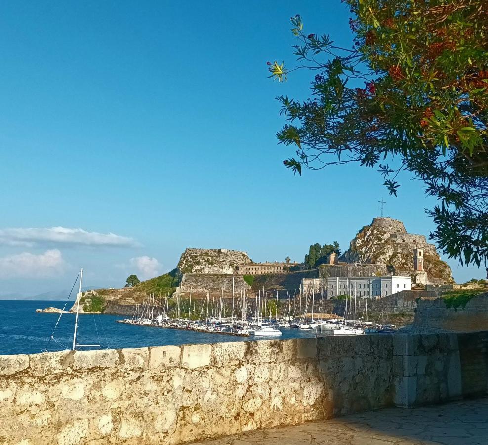 Eftihia Di Corfu